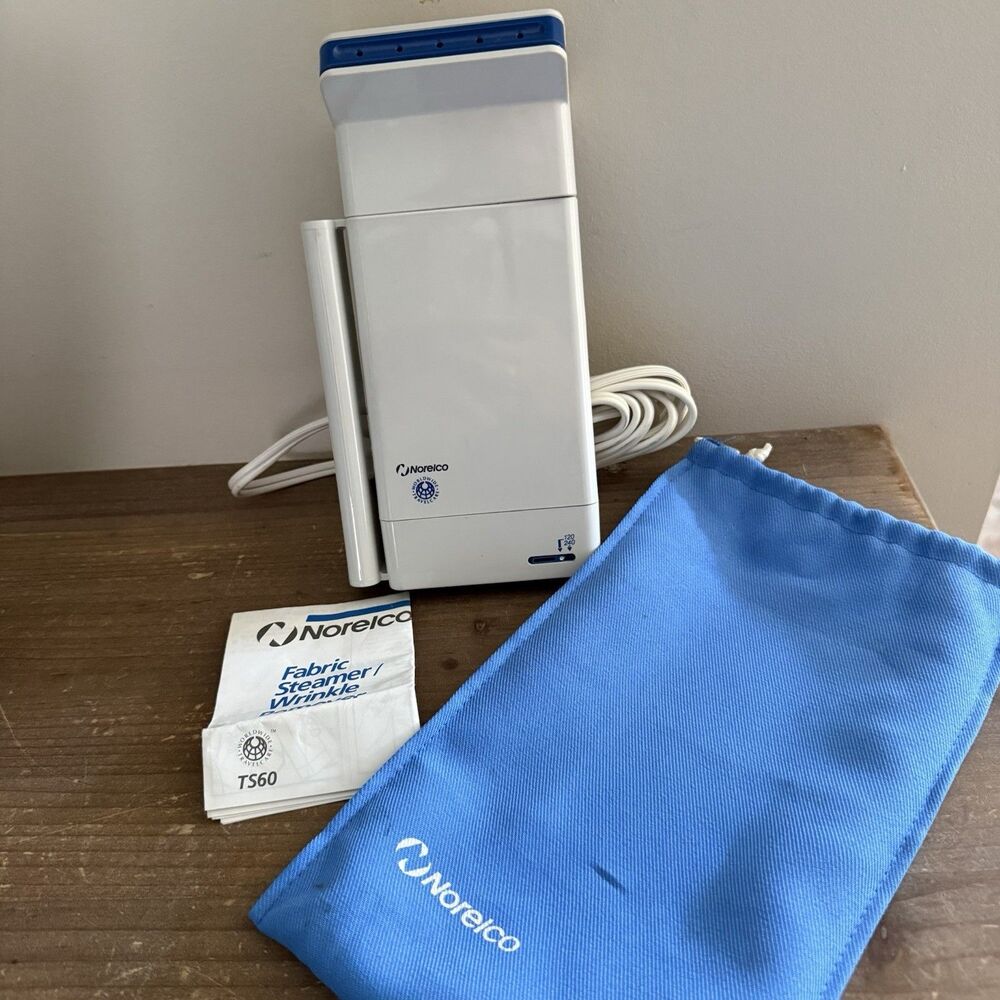 Norelco Travel Care Fabric Steamer / Wrinkle Remover Model TS60 with Case